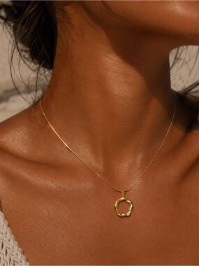 18K Gold Plated Circle Pendant Necklace